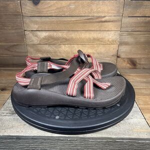 Chaco Z2 Classic Women Size US 7 Red Straps Brown Sole Hiking Sandals